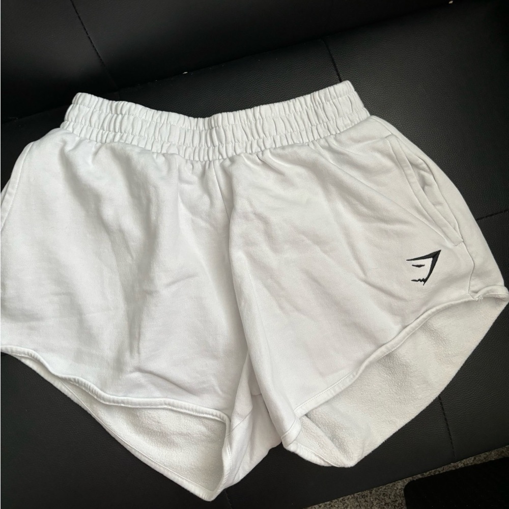 white gymshark shorts